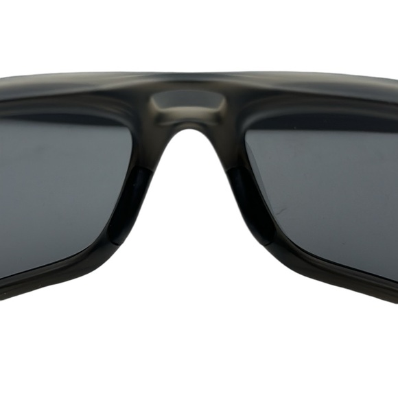 Oakley Valve 60mm Polarized Wrap Sunglasses - Picture 8 of 15